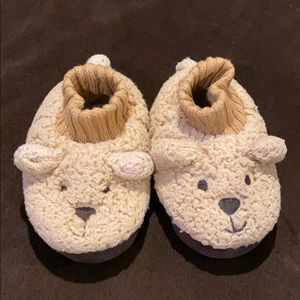 gap cozy bear slippers